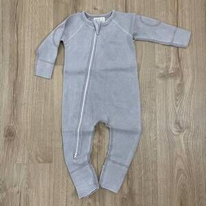NEW SAPLING ORGANIC kid's waffle zip romper in vintage grey